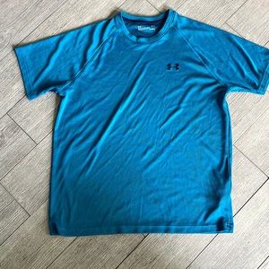 Under armour shirt